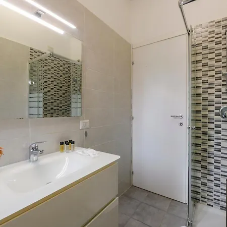 Monte Ceneri, 71 - Modern, Comfortable And Well-connected Milão