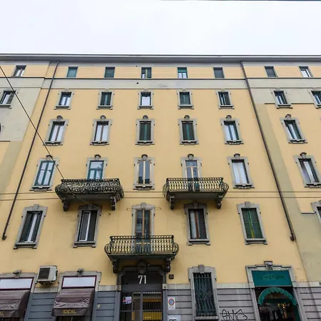 Apartment Monte Ceneri, 71 - Modern, Comfortable And Well-connected
